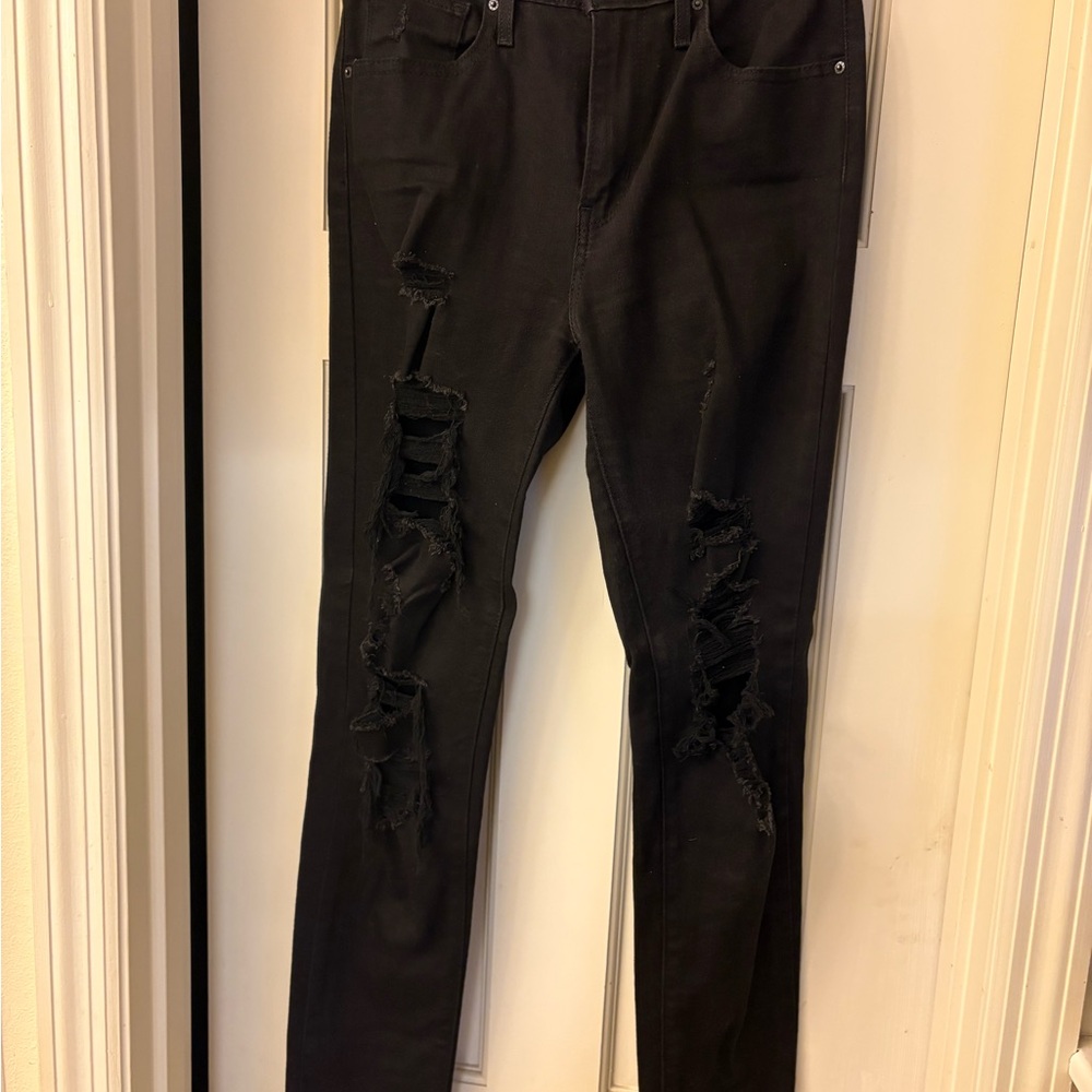 Levi's Black Distressed Skinny Jeans